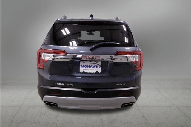 Used 2020 GMC Acadia SLT w/ Driver Alert Package II image 4