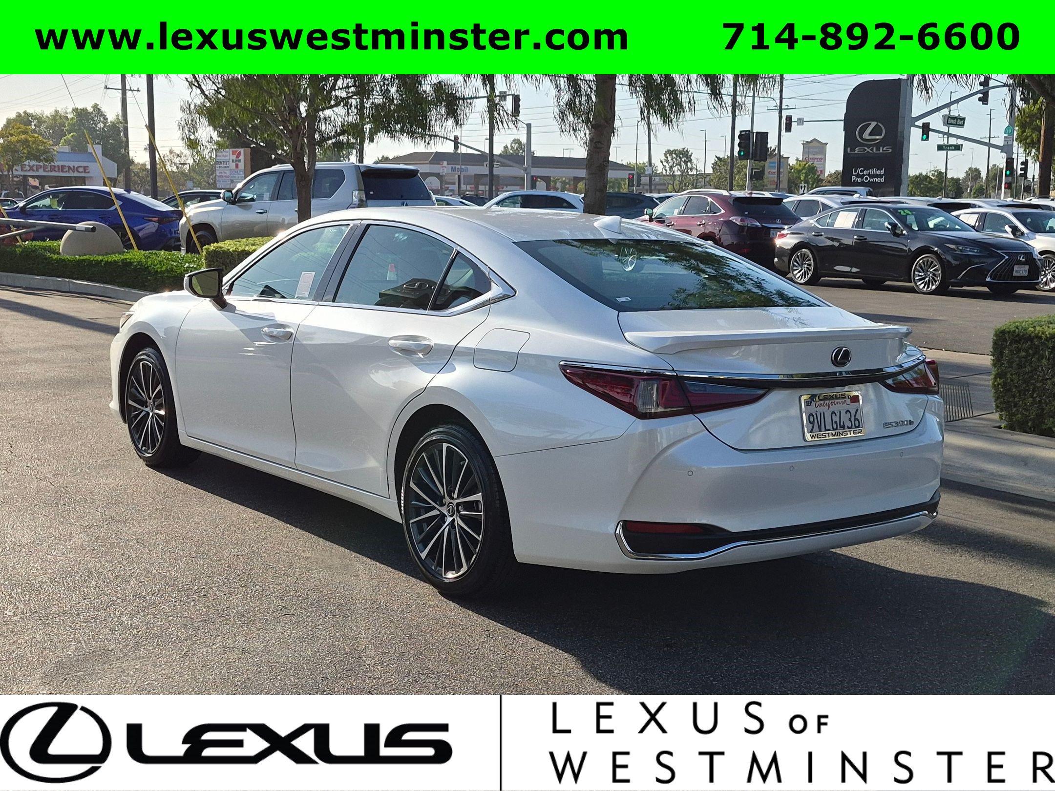 Certified 2025 Lexus ES 300h w/ Premium Package FWD image 11