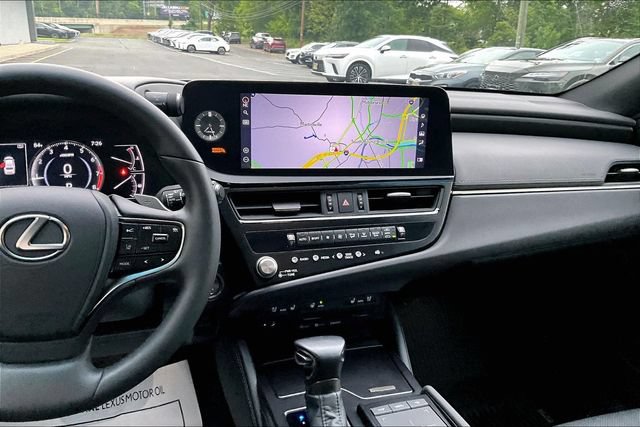 Certified 2022 Lexus ES 350 w/ Premium Package FWD image 9