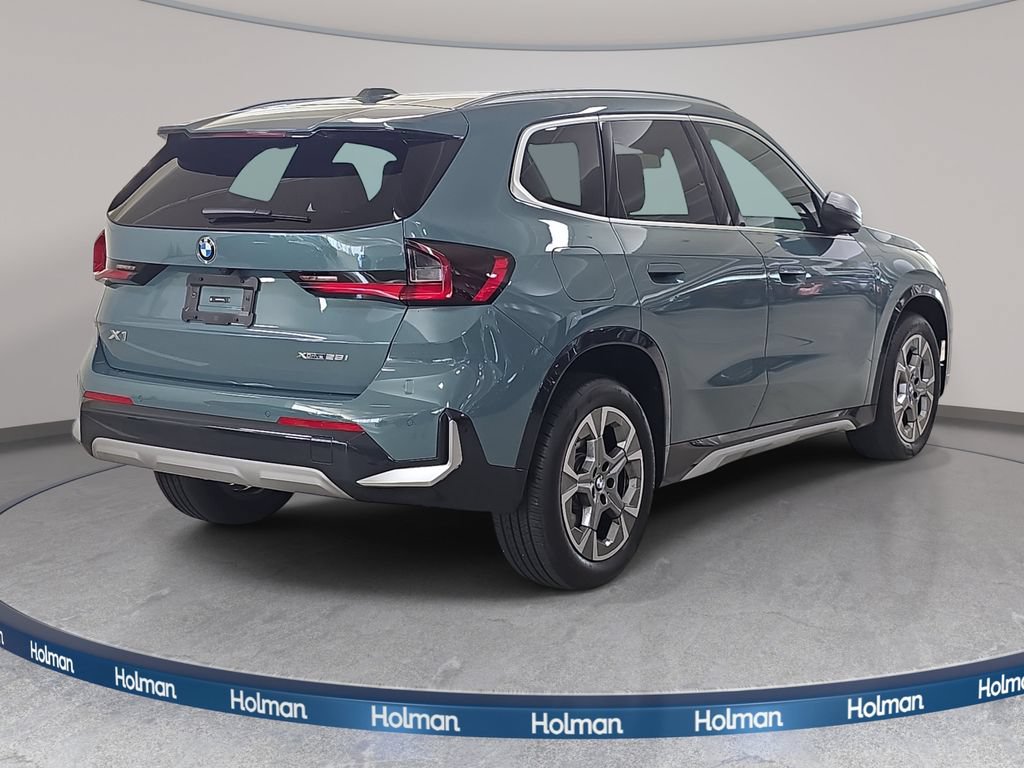 Used 2023 BMW X1 xDrive28i w/ Convenience Package AWD/4WD image 7