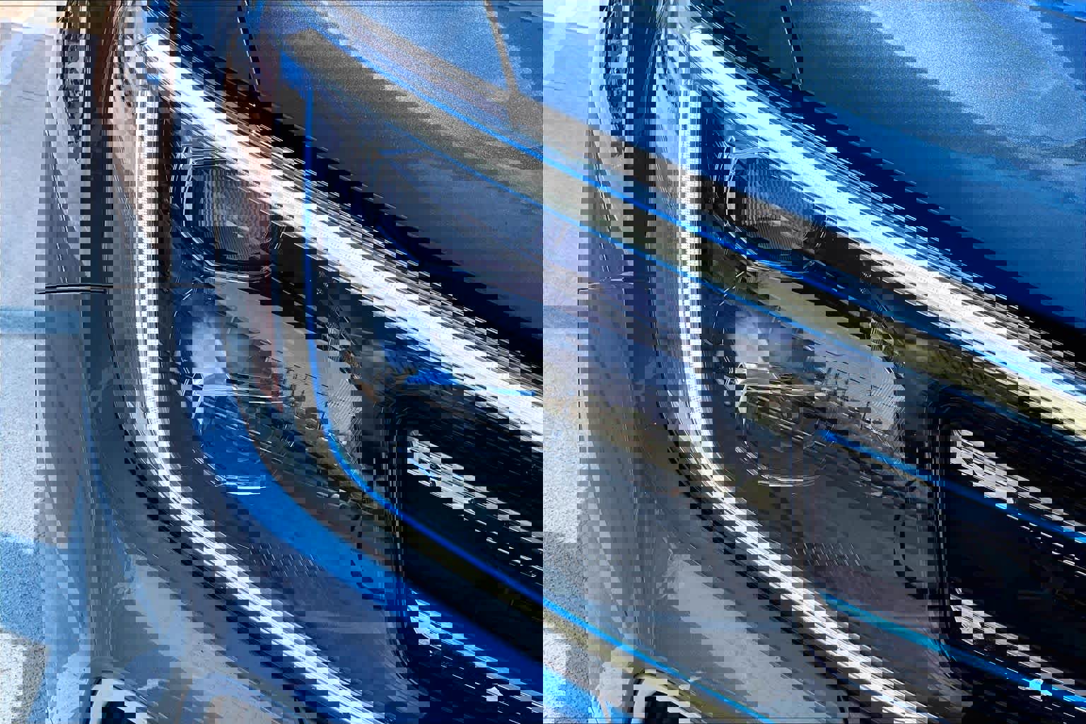 Used 2024 Volkswagen Atlas SE image 28