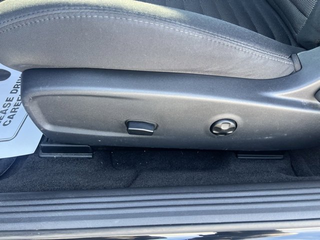 Used 2014 Dodge Challenger R/T image 25