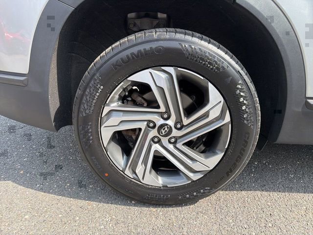 Certified 2023 Hyundai Santa Fe SE w/ Cargo Package image 7