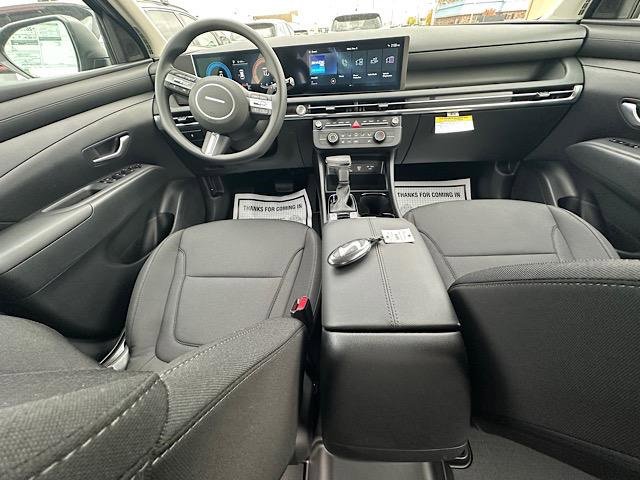 New 2026 Hyundai Tucson SE image 8