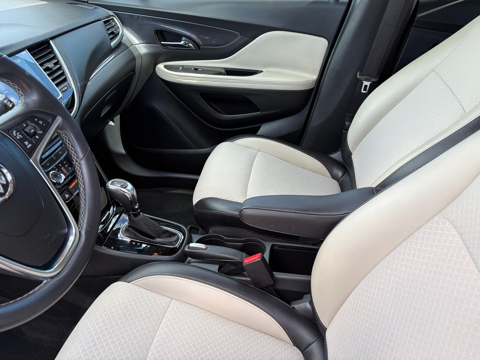 Used 2018 Buick Encore Preferred FWD image 15