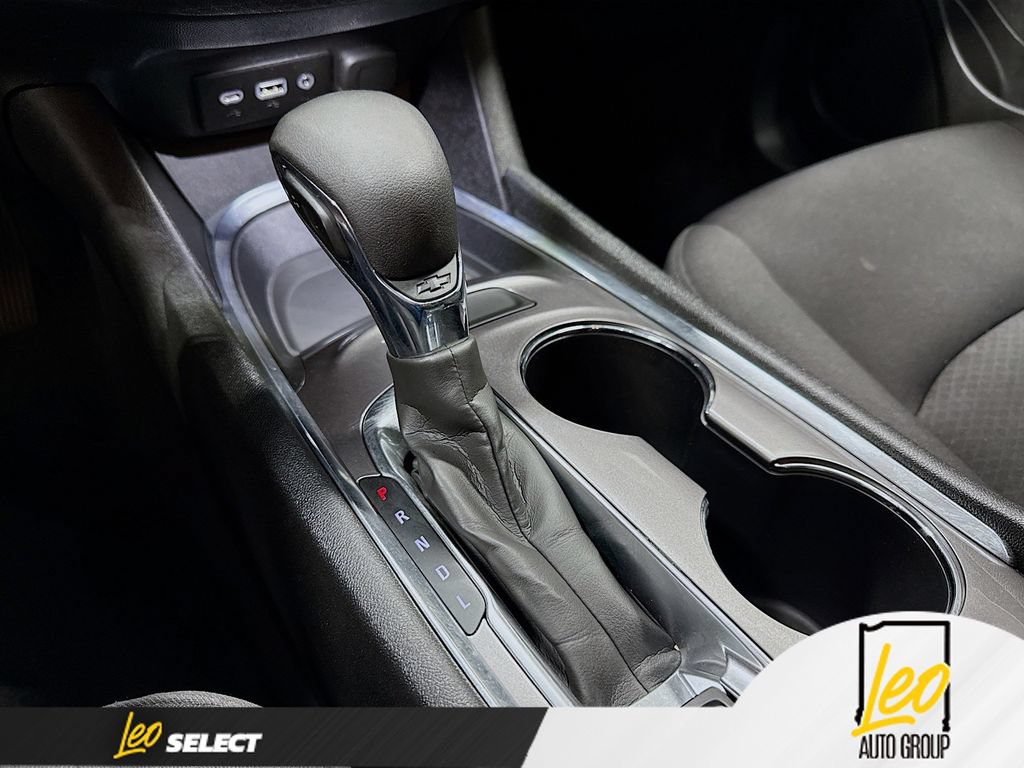 Used 2023 Chevrolet Malibu LT FWD image 19