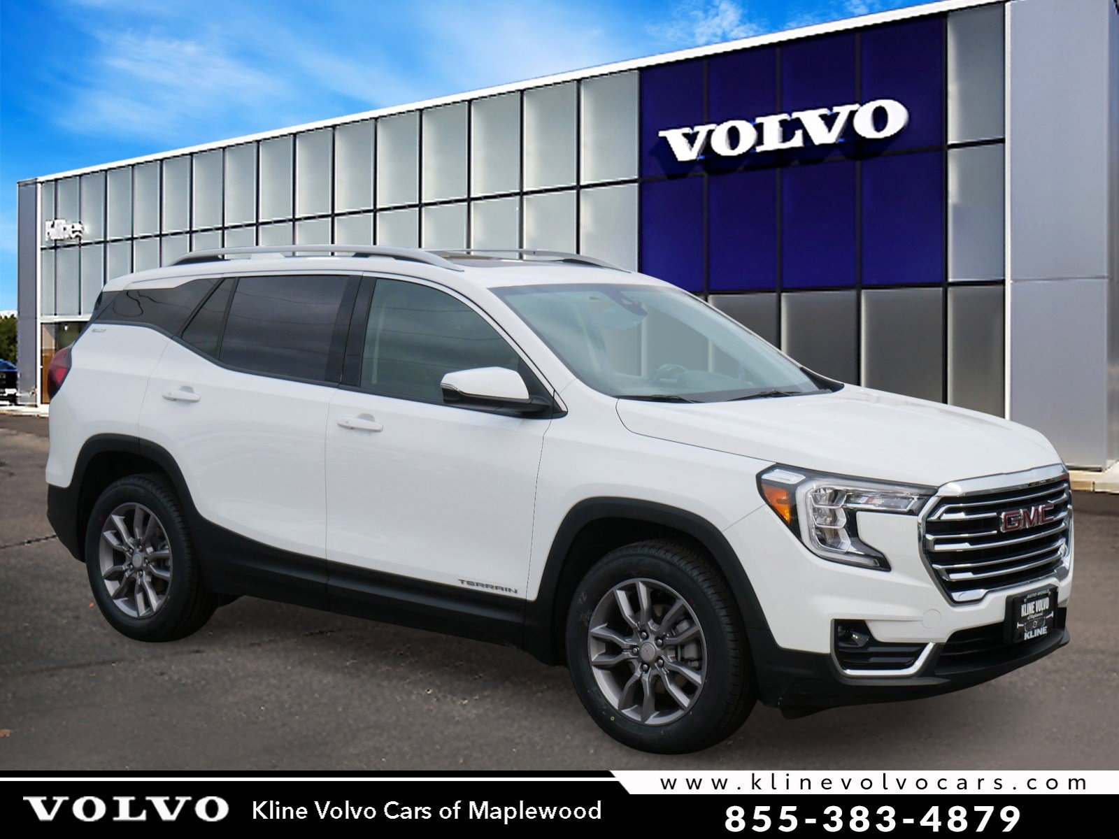 Used 2022 GMC Terrain SLT w/ Infotainment Package II