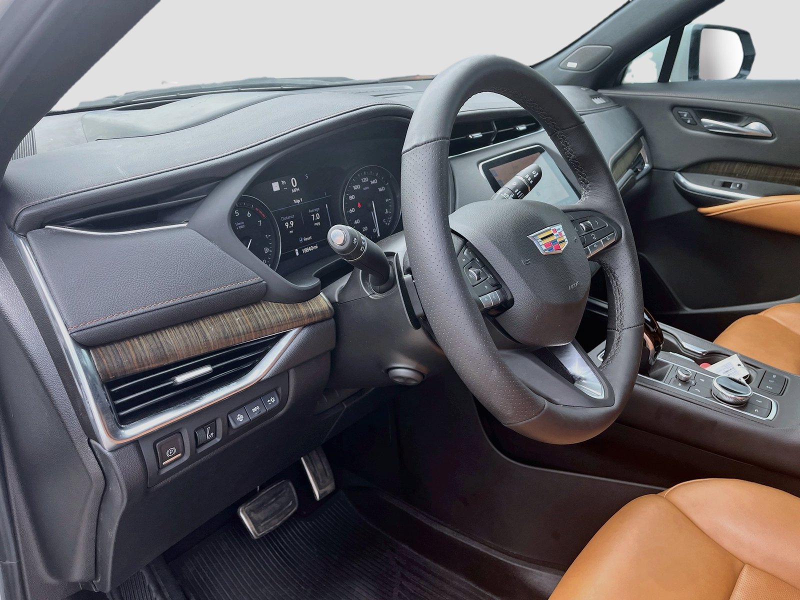 Used 2021 Cadillac XT4 Sport FWD image 9