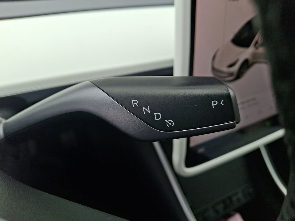 Used 2019 Tesla Model 3 Long Range image 17