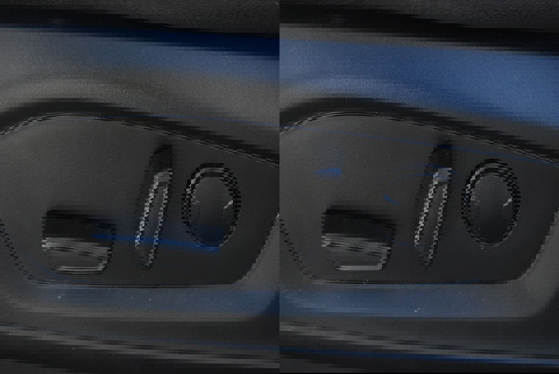 Used 2024 Ford Explorer Limited image 14