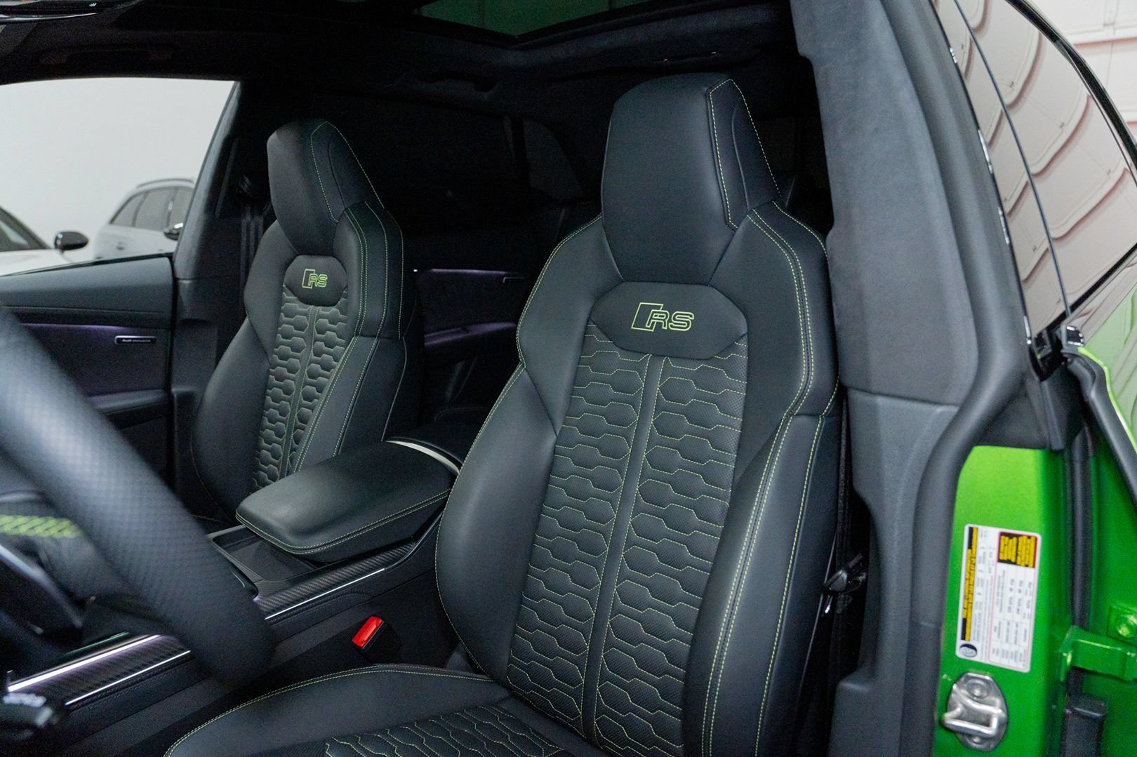 Used 2023 Audi RS Q8 w/ Black Optic Package AWD/4WD image 26