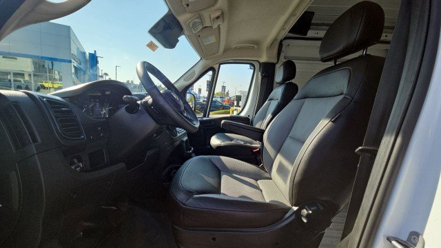 Used 2026 RAM ProMaster 2500 w/ Convenience Group FWD image 18