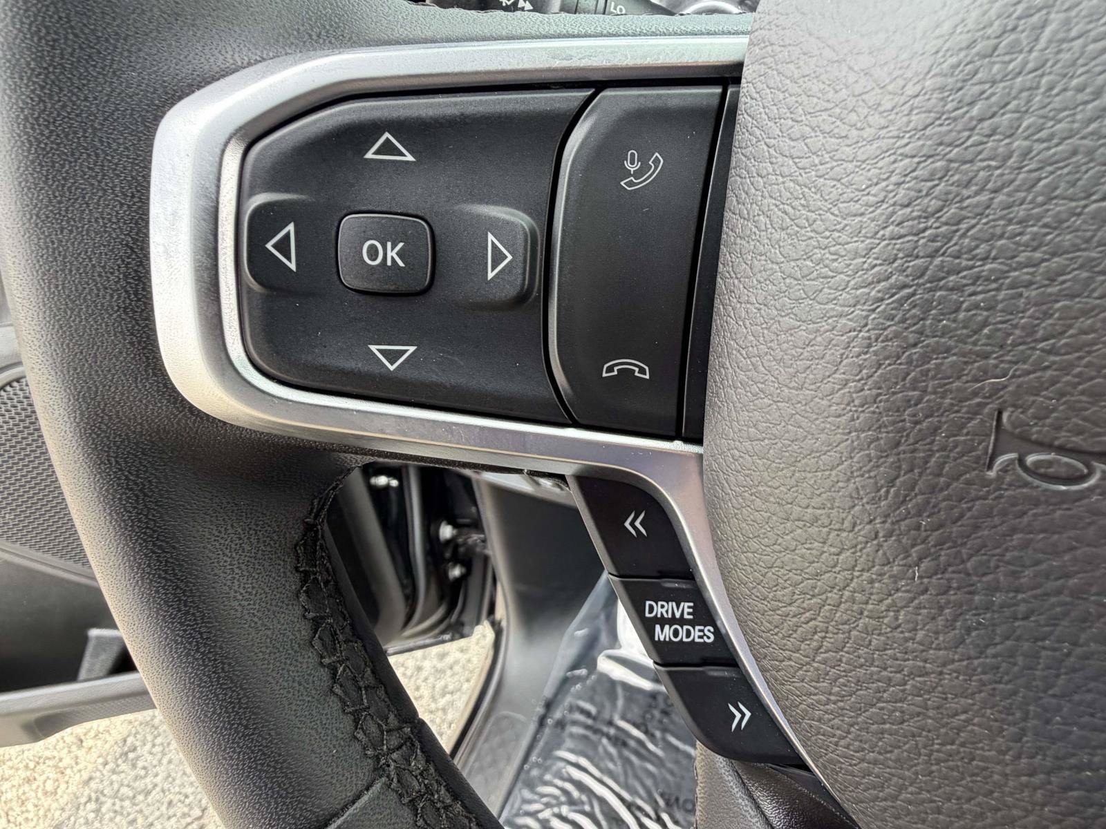 Used 2025 RAM 1500 Big Horn AWD/4WD image 17