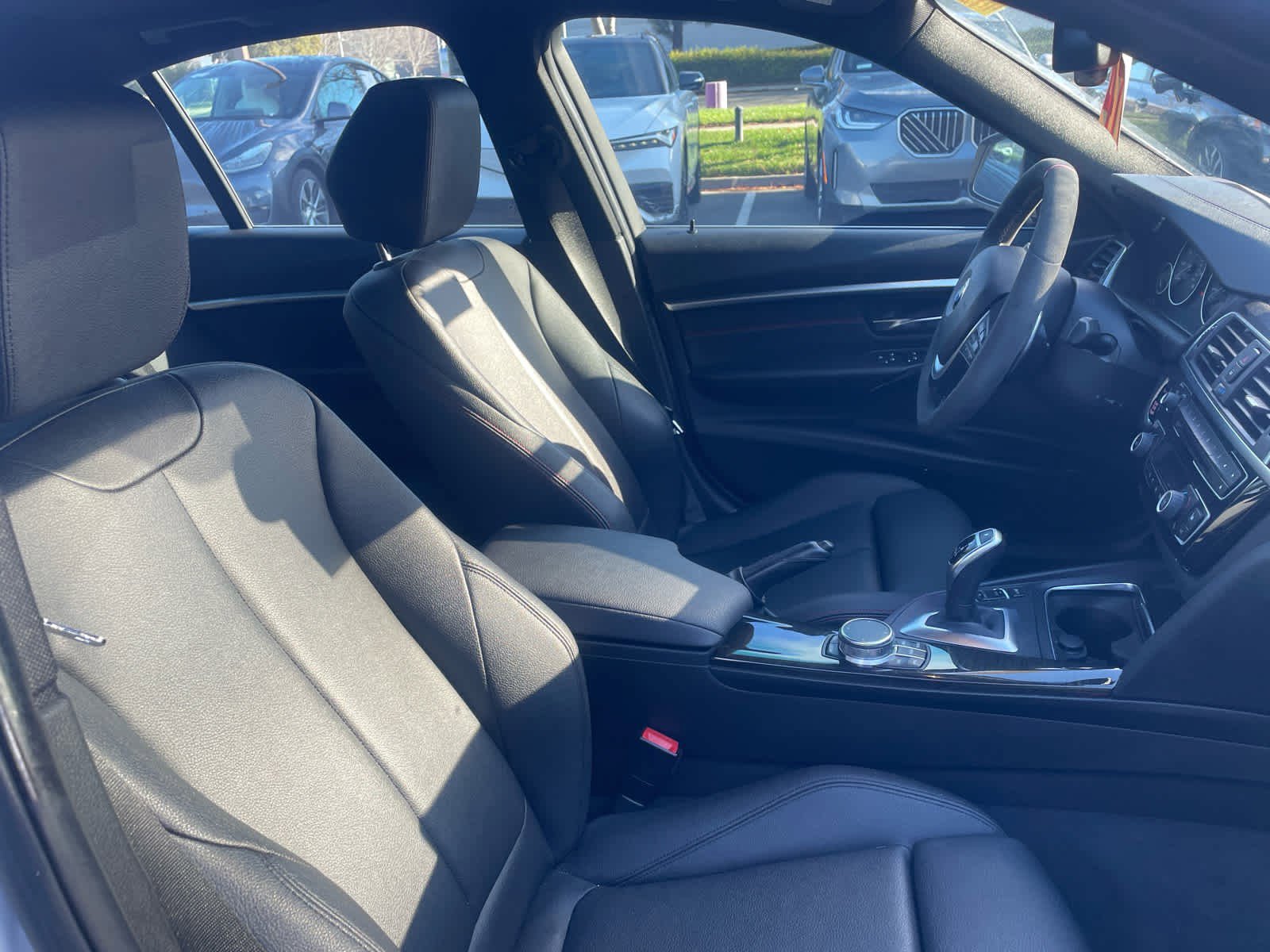 Used 2018 BMW 330i Sedan w/ Convenience Package image 16