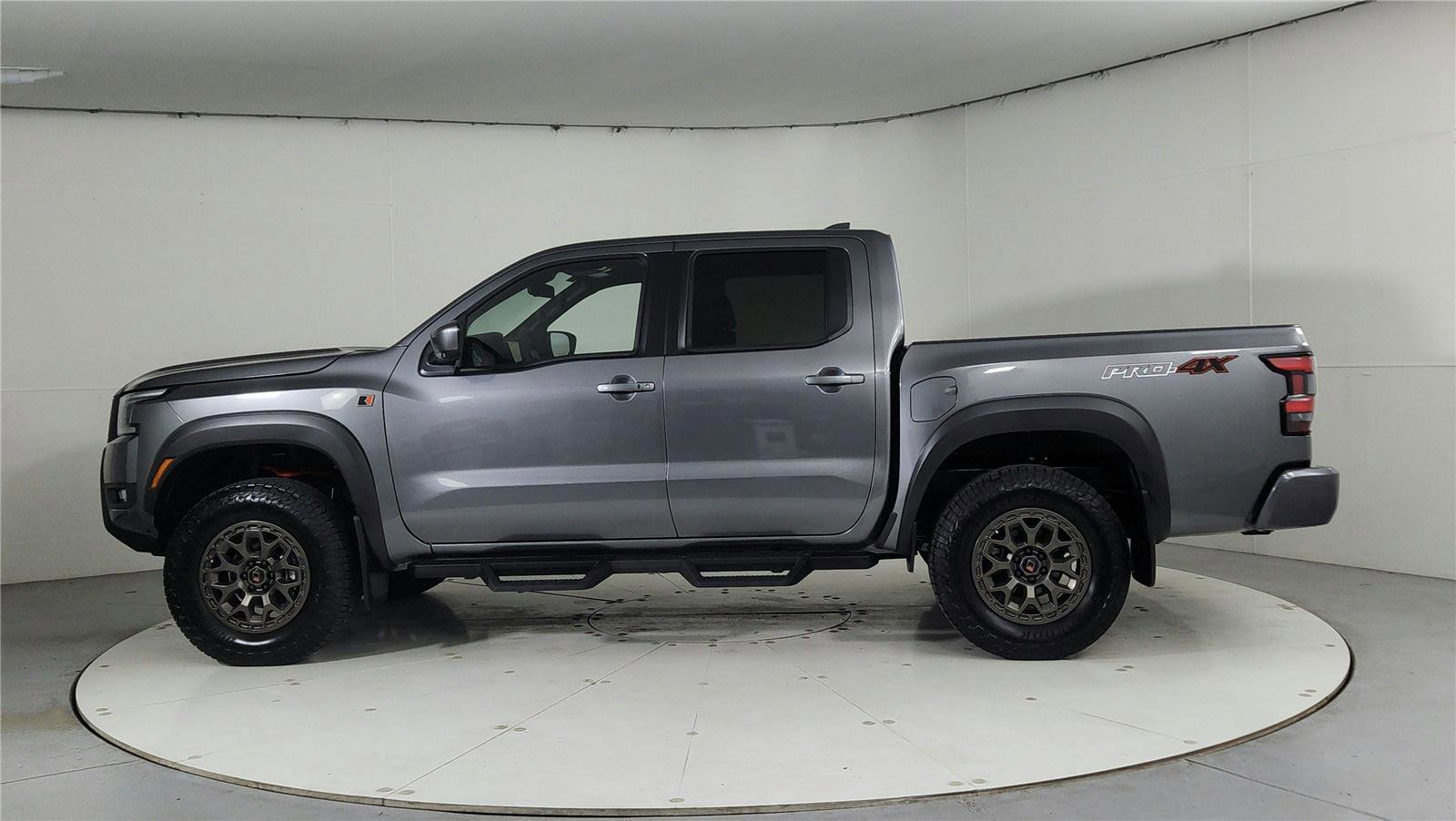 Certified 2026 Nissan Frontier PRO-4X w/ Pro-4x Convenience Package AWD/4WD image 4