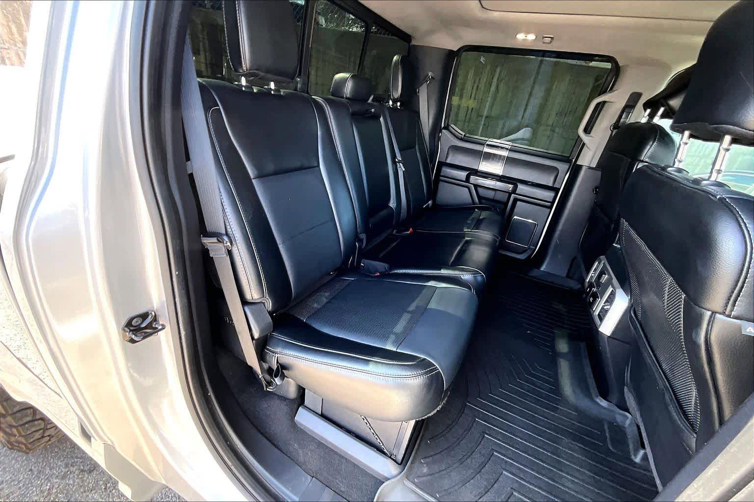 Used 2019 Ford F250 Lariat w/ Lariat Ultimate Package AWD/4WD image 23