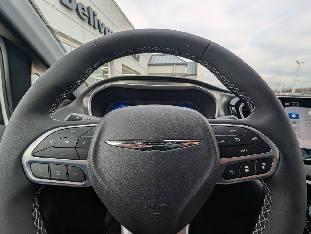 New 2026 Chrysler Voyager LX image 21