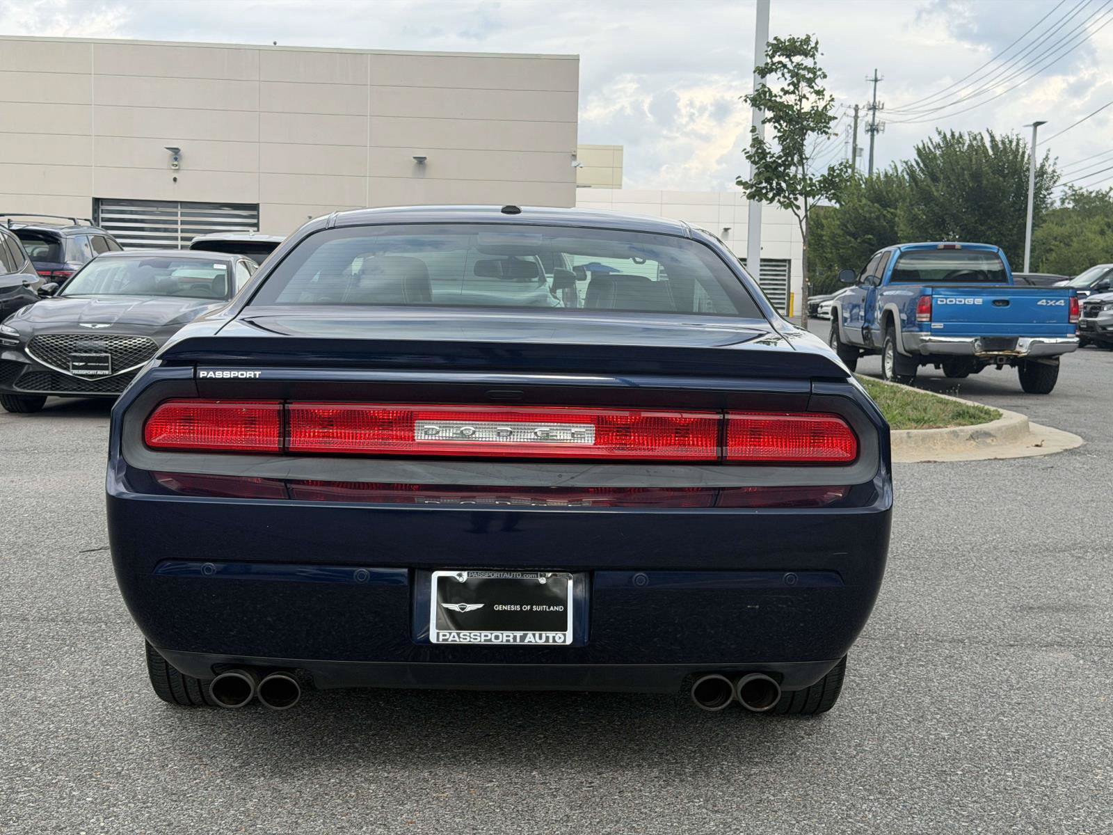 Used 2014 Dodge Challenger R/T RWD image 6