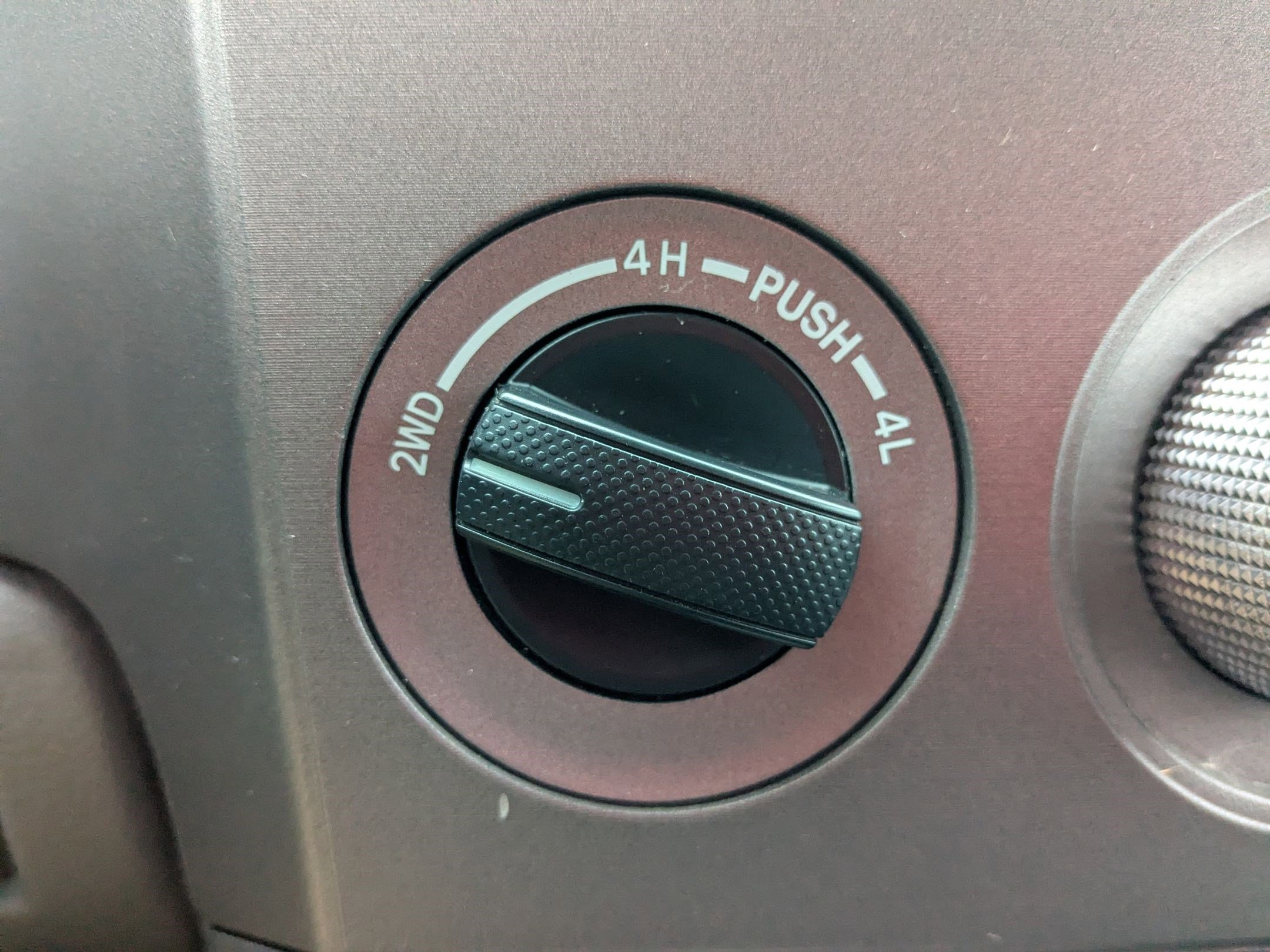 Used 2013 Toyota Sequoia Limited image 31