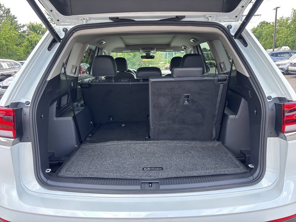 Certified 2026 Volkswagen Atlas SE w/ Panoramic Sunroof Package FWD image 14