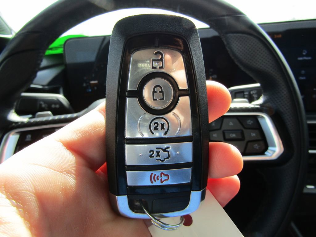 Used 2025 Ford Mustang GT Premium RWD image 40