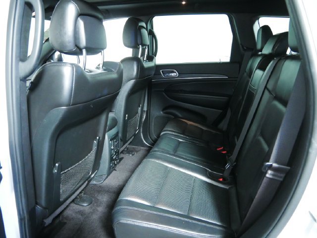 Used 2019 Jeep Grand Cherokee Limited w/ Luxury Group II AWD/4WD image 18