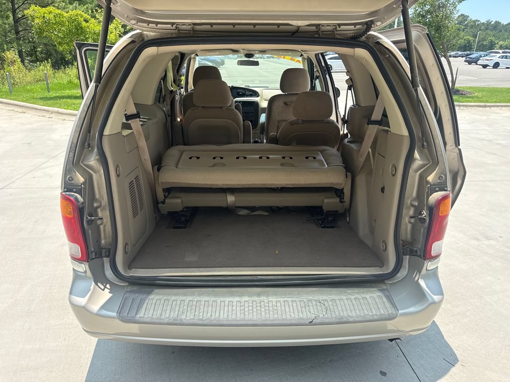 Used 2003 Ford Windstar SE FWD image 31