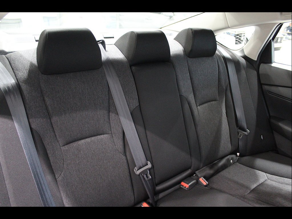 Certified 2025 Honda Accord LX image 21