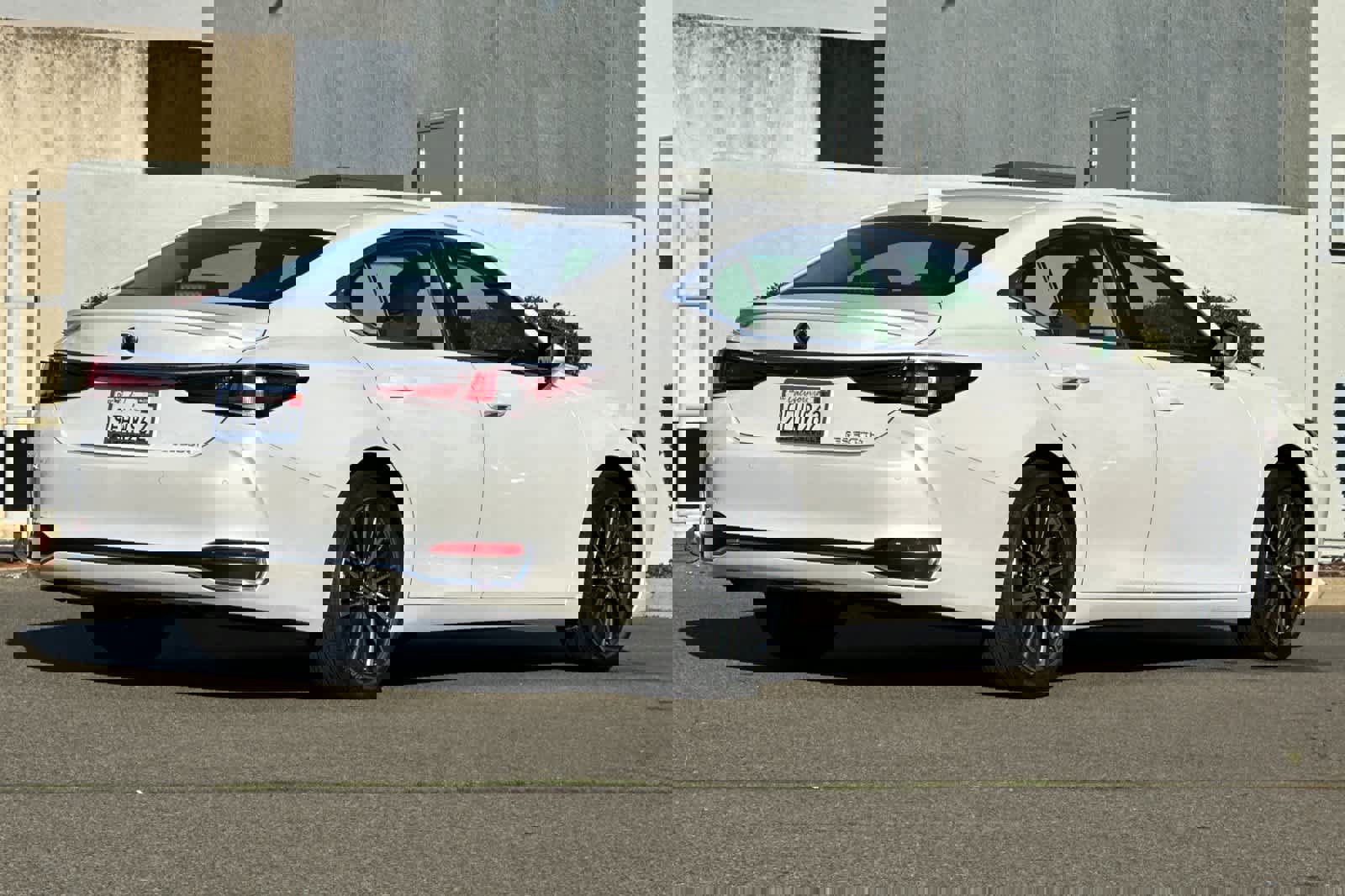 Used 2023 Lexus ES 300h w/ Premium Package image 2