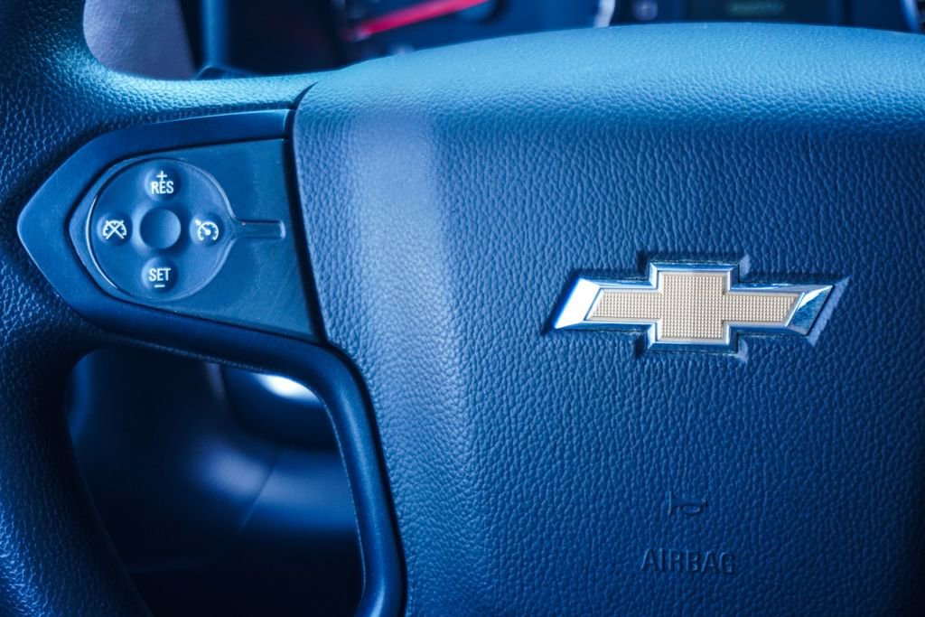 Used 2018 Chevrolet Silverado 1500 Custom w/ Custom Value Package RWD image 14