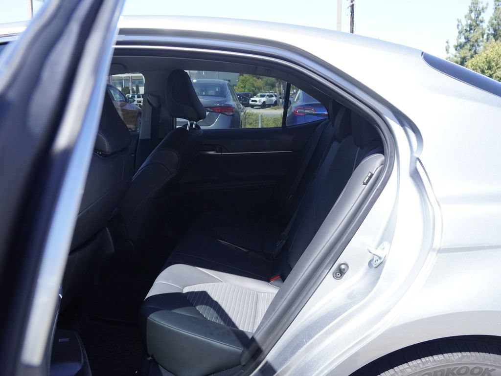 Used 2024 Toyota Camry SE FWD image 22