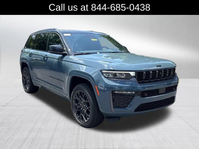 New 2026 Jeep Grand Cherokee Summit w/ Obsidian Package AWD/4WD image 3