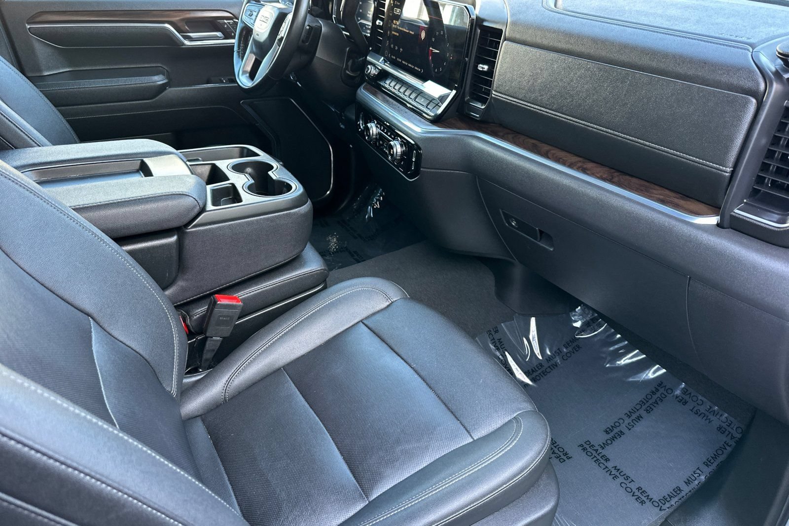 Certified 2024 GMC Sierra 1500 SLT RWD image 19