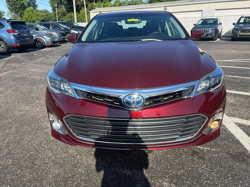Used 2015 Toyota Avalon Limited w/ Technology Package FWD image 2