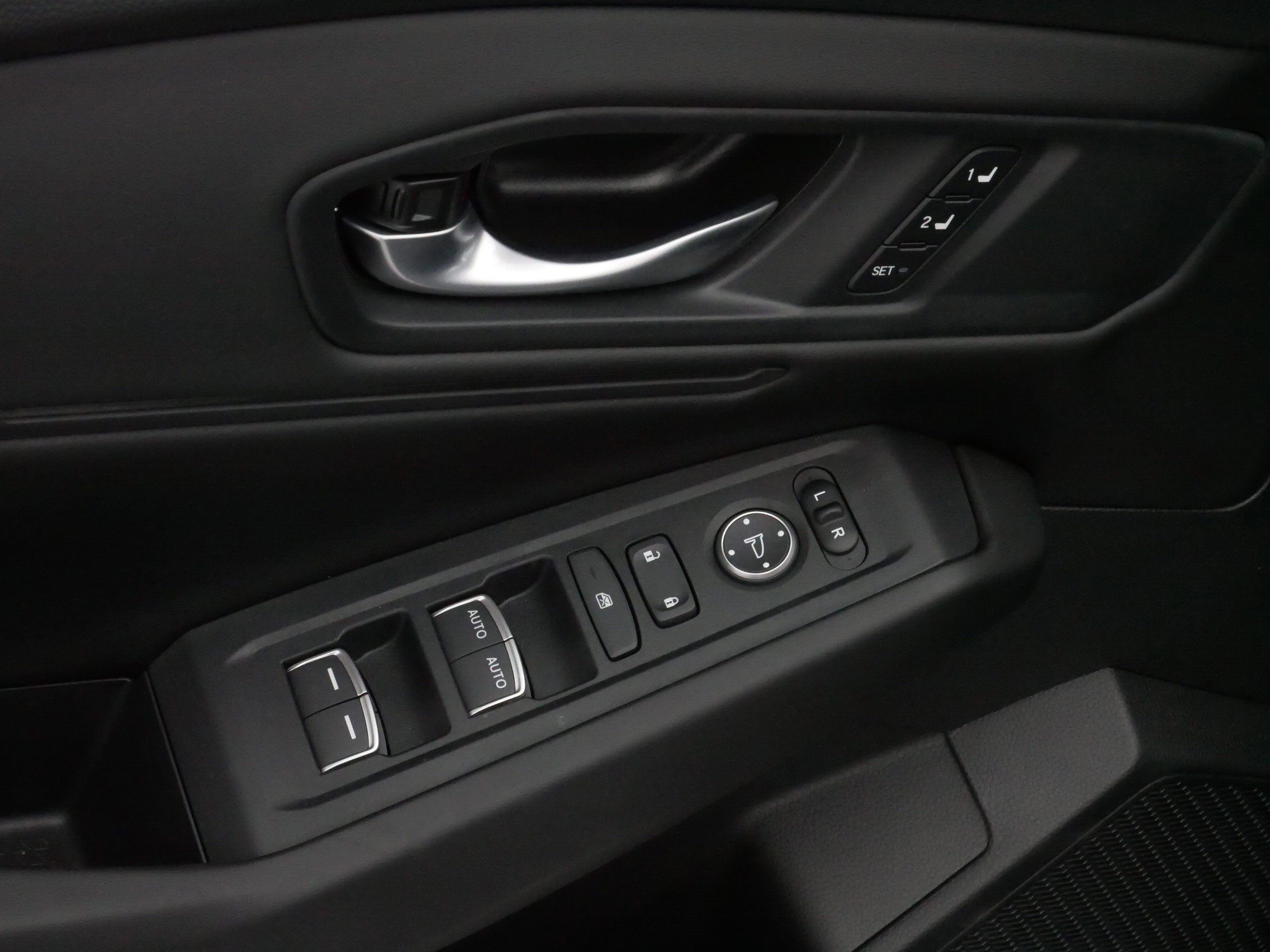 Certified 2025 Honda Accord EX-L image 19