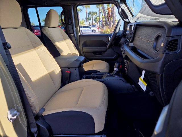 New 2026 Jeep Gladiator Willys AWD/4WD image 19