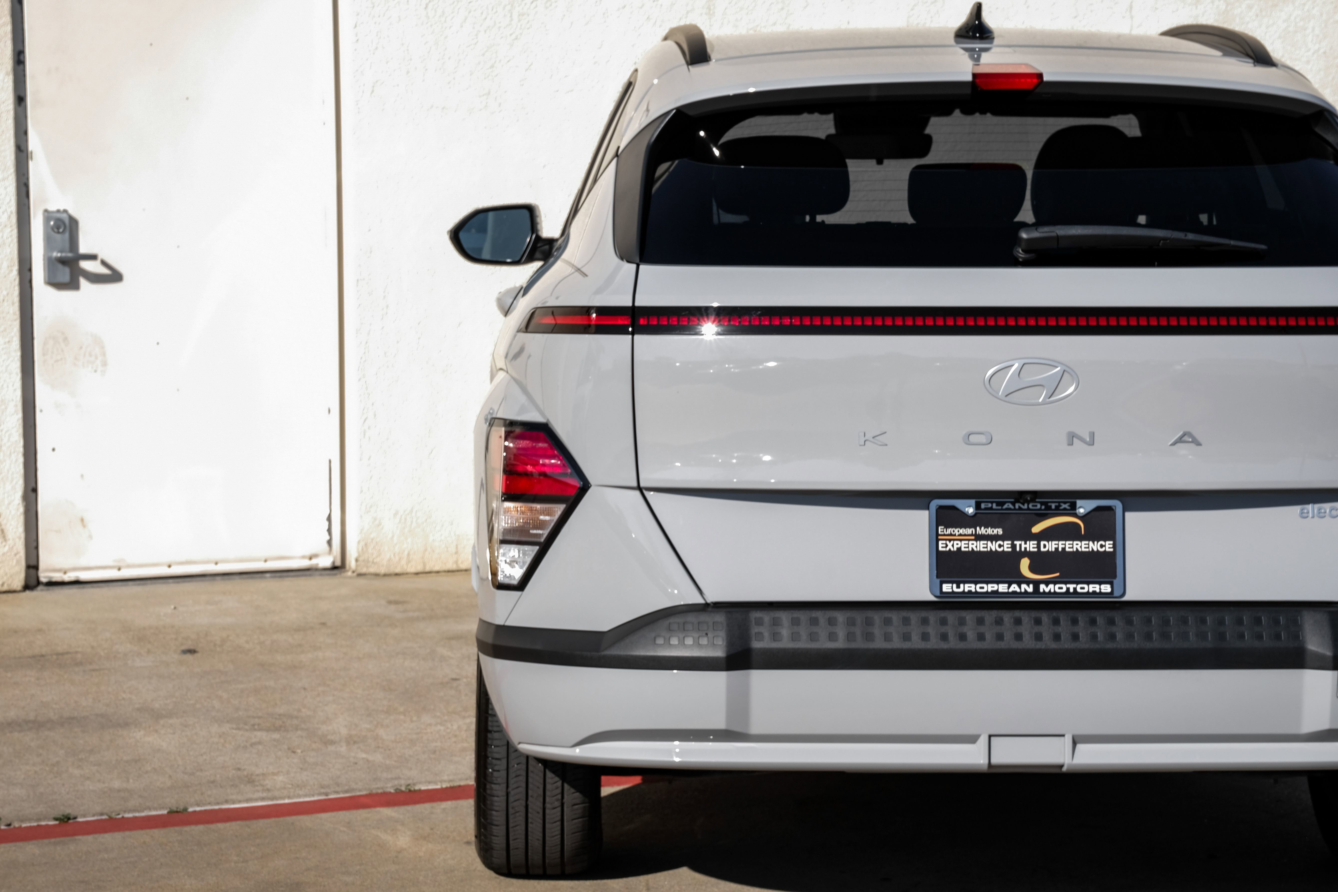 Used 2025 Hyundai Kona SEL FWD image 44