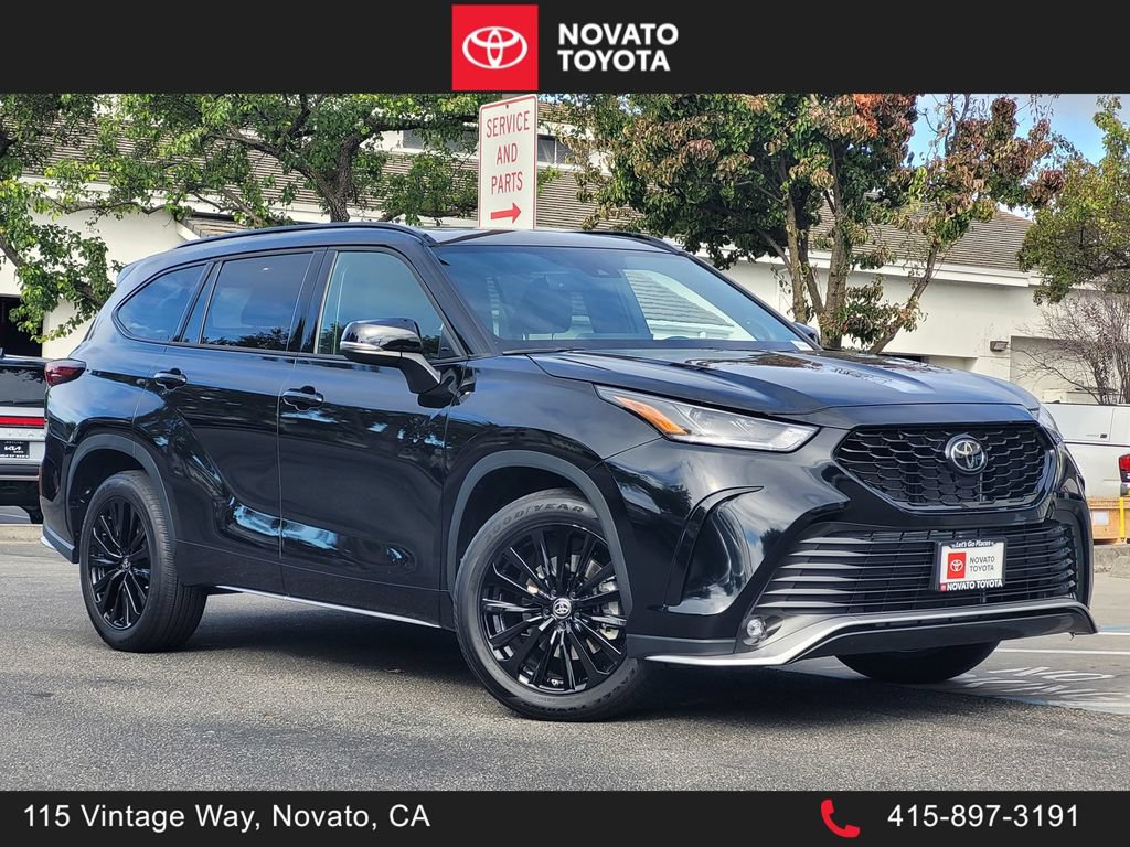 Used 2024 Toyota Highlander XSE