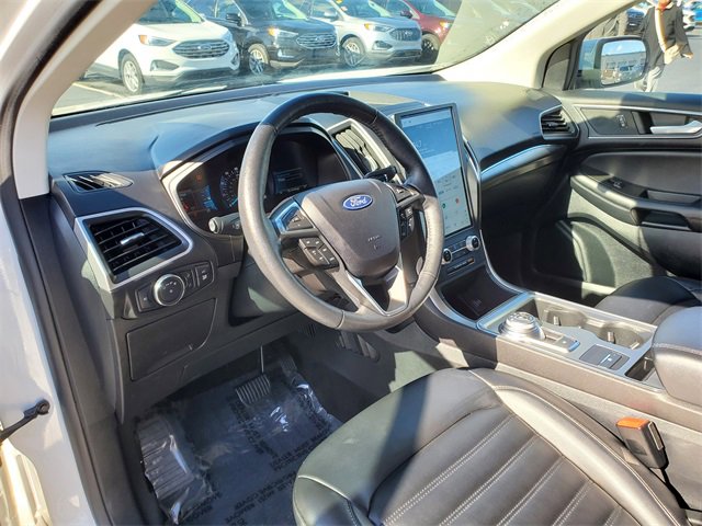 Used 2022 Ford Edge SEL w/ Convenience Package image 11