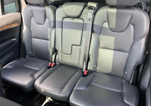 Used 2023 Volvo XC90 B6 Core w/ Protection Package Premier AWD/4WD image 7