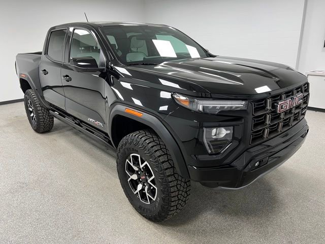 Used 2024 GMC Canyon AT4X AWD/4WD image 2