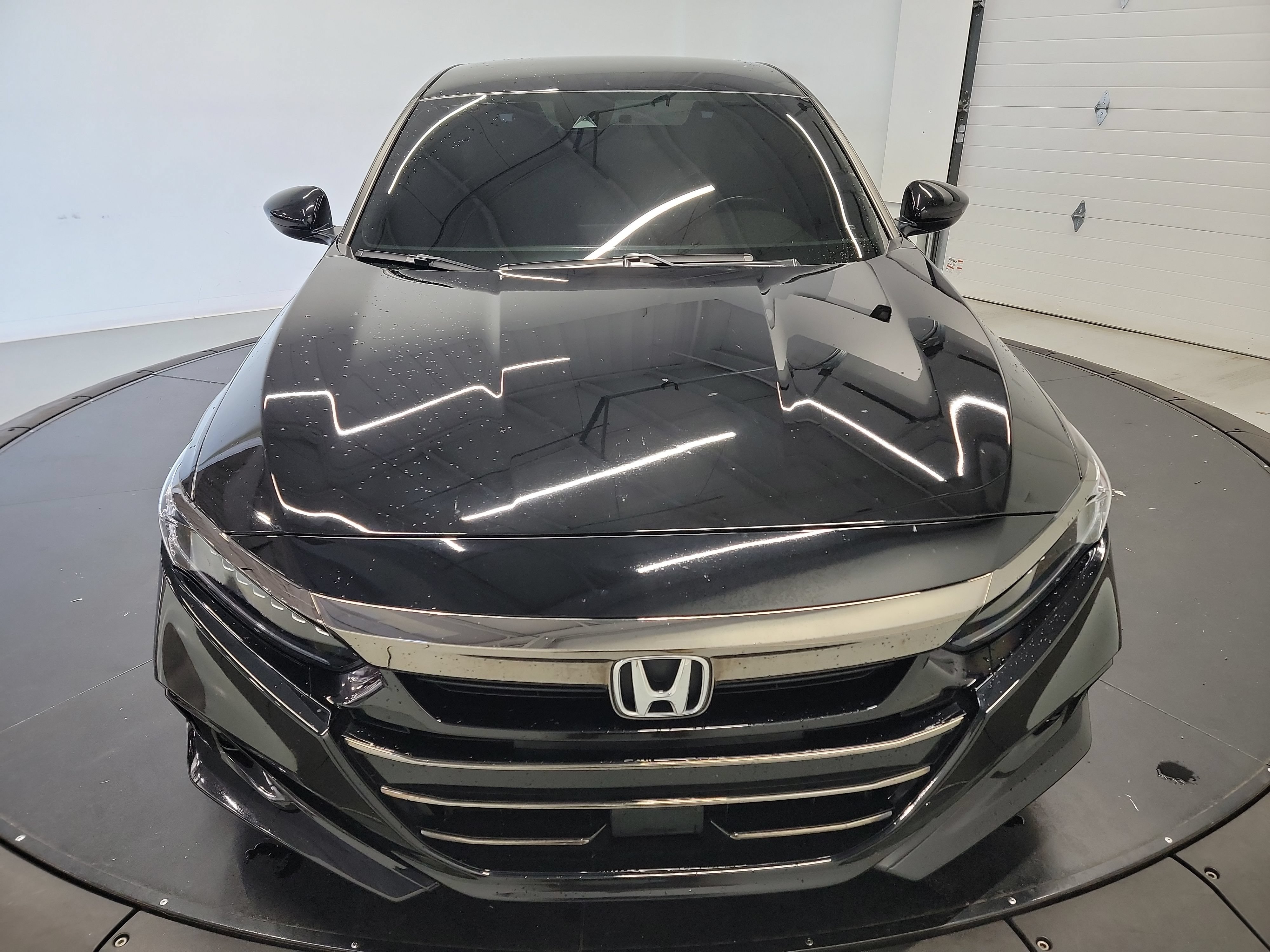 Used 2022 Honda Accord Sport image 2