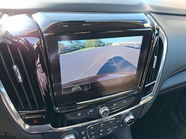 Used 2021 Chevrolet Traverse LT FWD image 20