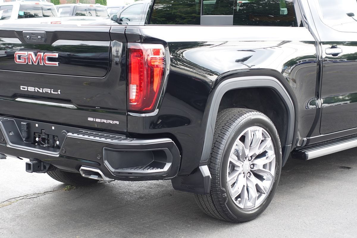 Used 2023 GMC Sierra 1500 Denali w/ Denali Reserve Package AWD/4WD image 12
