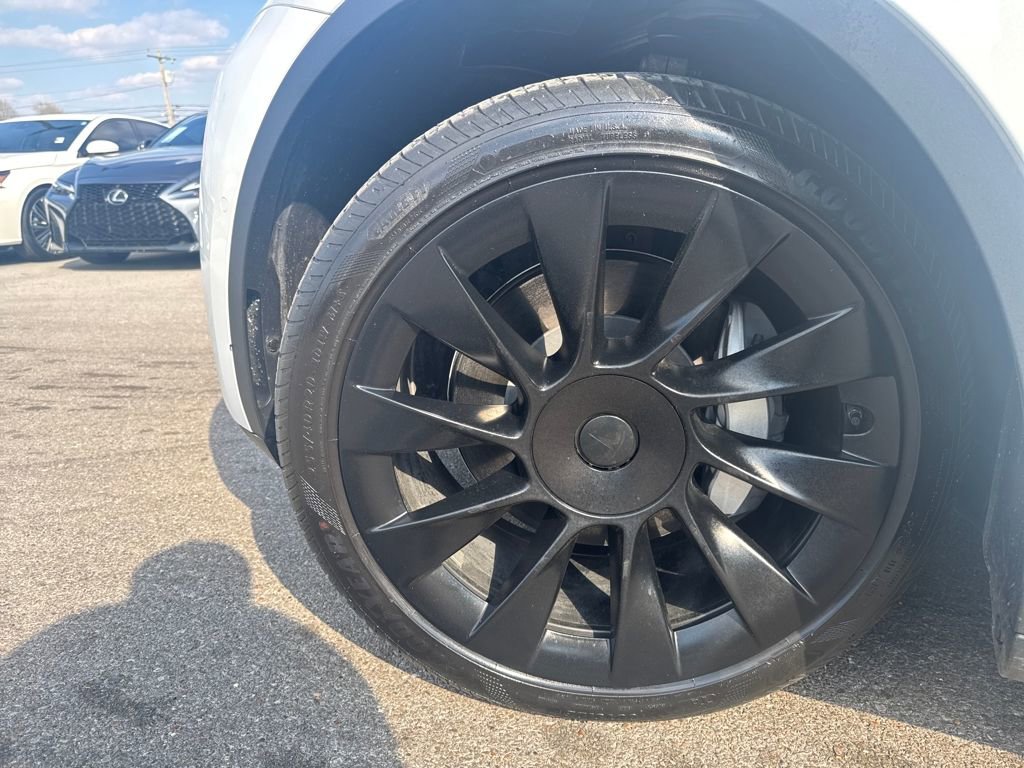 Used 2021 Tesla Model Y Long Range image 29