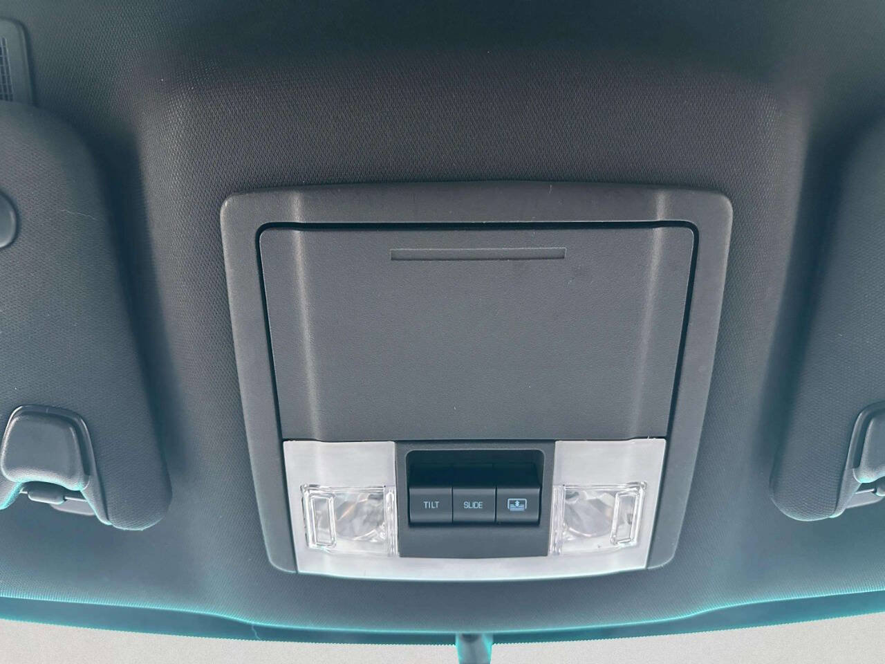 Used 2015 Ford Explorer Limited image 27