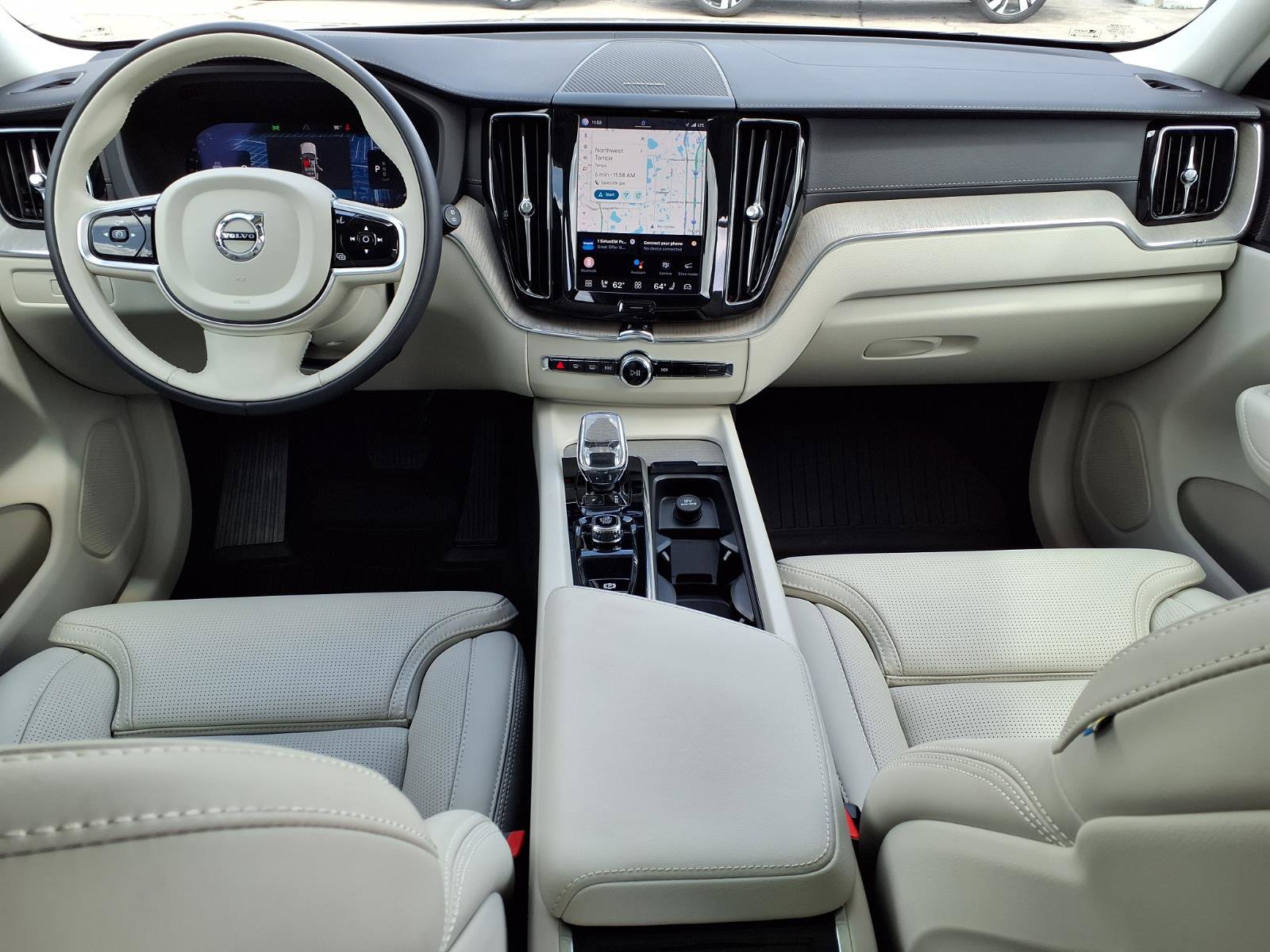 Certified 2023 Volvo XC60 B5 Ultimate w/ Climate Package AWD/4WD image 17