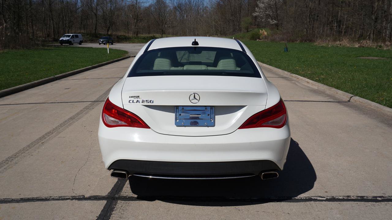 Used 2015 Mercedes-Benz CLA 250 image 4