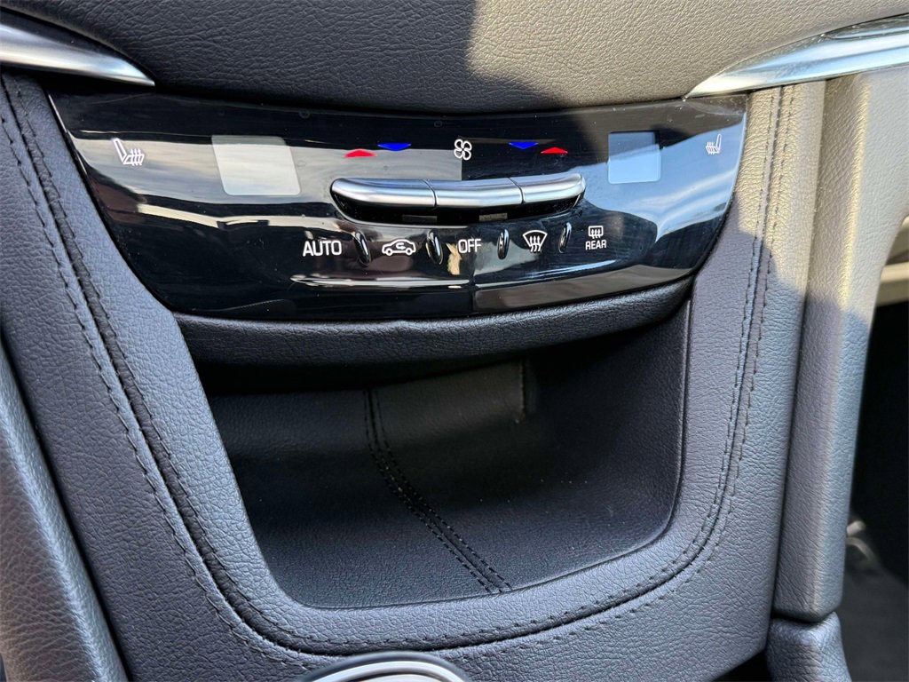 Used 2025 Cadillac XT5 Premium Luxury image 27