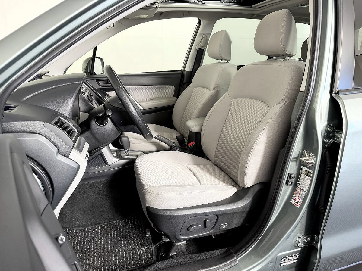 Used 2018 Subaru Forester 2.5i Premium AWD/4WD image 32